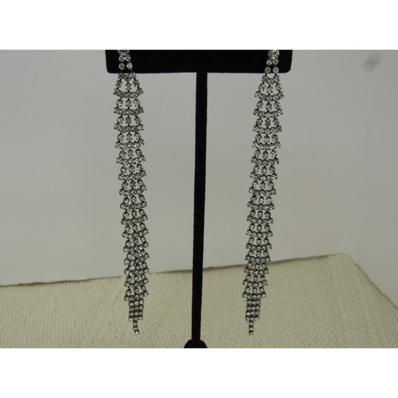 NWT WHBM WATERFALL EARRINGS IN HEMATITE-COLORED METAL - Picture 4 of 6